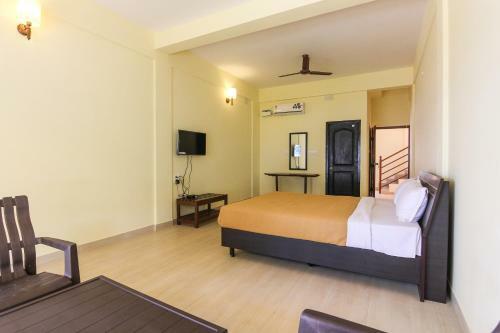 Mandovi River View Hotel