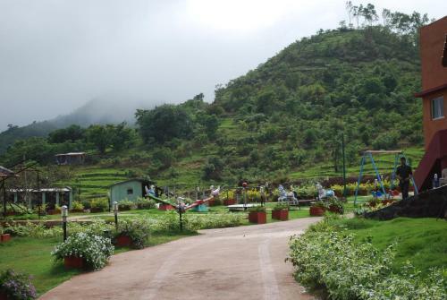 Hotel Mantra Resort
