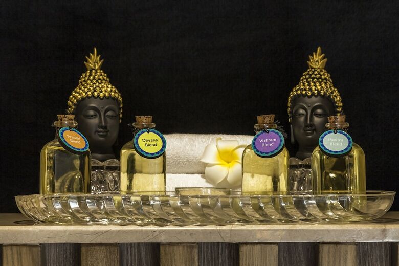 Hotel Lemon Tree Premier City Center Pune