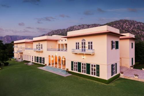 The Gateway Hotel Ramgarh, Jaipur