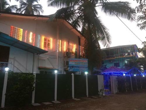Hotel Dolphin House Beach Resort