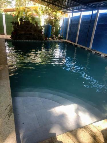 Hotel Dolphin House Beach Resort