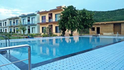 Hotel Chitrakoot Garden And Resorts