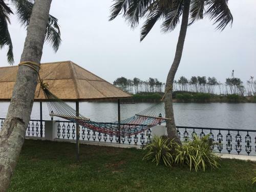Hotel Majestic Retreat Resort