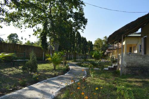 Hotel Camp Rhino Resort