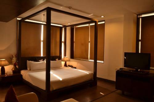 The Seventeen Degrees Hotel