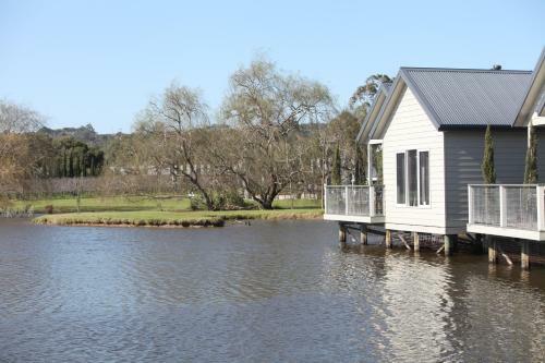 Lakeside Villas At Crittenden Estate