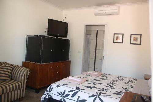 Norwood House Motel & Receptions