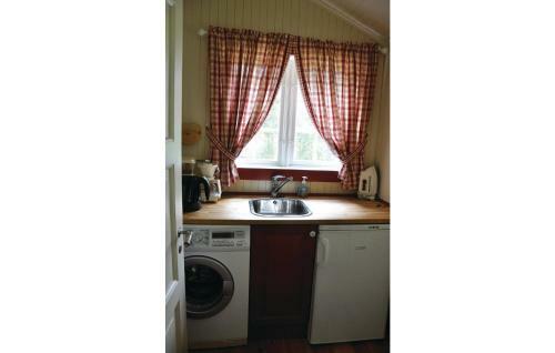Holiday Home Sj�holt Fjordgl�tt