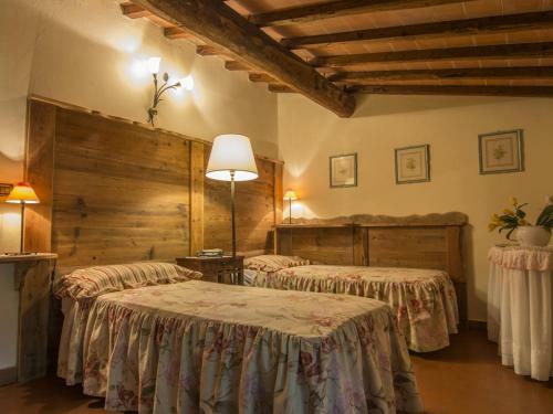 Grezzano Villa Sleeps 14 Pool Wifi