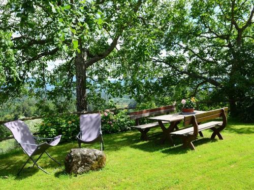 Grezzano Villa Sleeps 14 Pool Wifi
