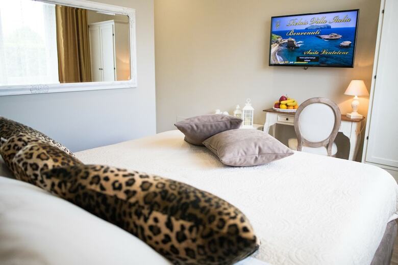 Hostal Relais Villa Italia