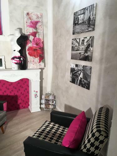 Hostal 24h Suite