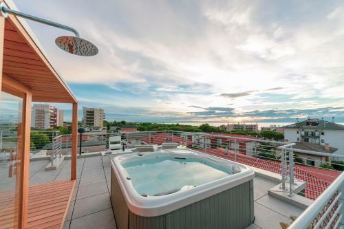 Soleis Sea View Spa Apartment
