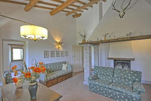 Osteriola Villa Sleeps 12 Pool Wifi