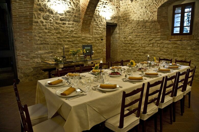 Agroturismo Castello Monticelli