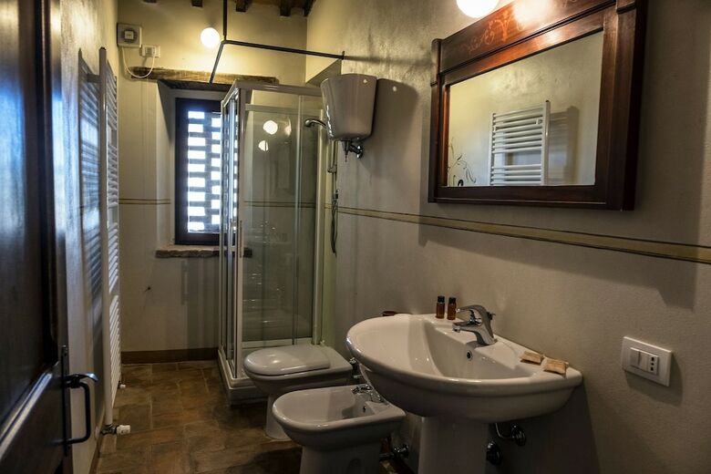 Agroturismo Castello Monticelli