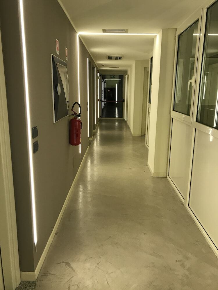 Hotel Giallo