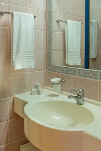 Hotel Centro Turistico Akiris