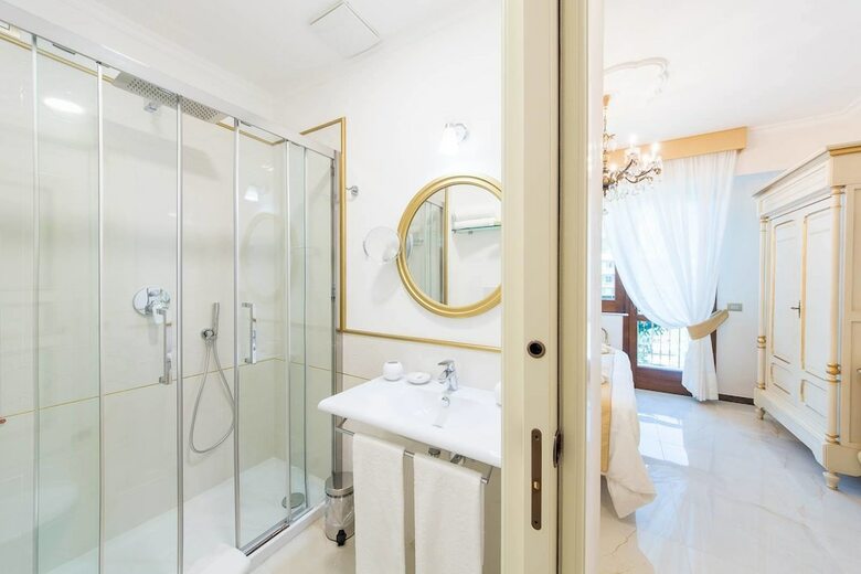 Hostal B&B Palazzo Montesanto