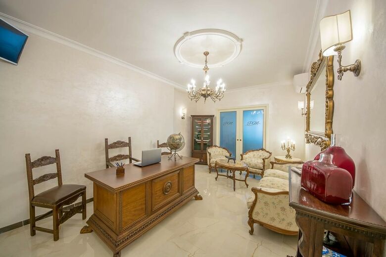 Hostal B&B Palazzo Montesanto
