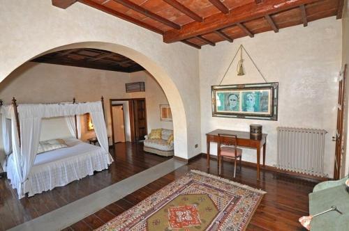 Montebenichi Villa Sleeps 14 Pool Air Con Wifi