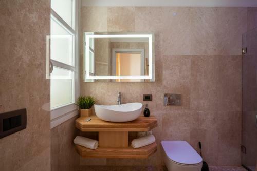 Hostal Corso Umberto Rooms