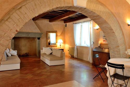 San Liberio Villa Sleeps 28 Pool Air Con T764785