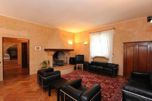 San Liberio Villa Sleeps 28 Pool Air Con T764785