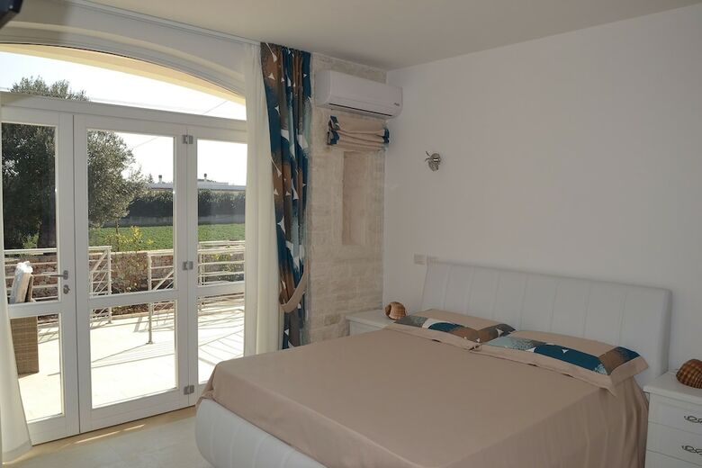 Hostal Casale Porto Contessa