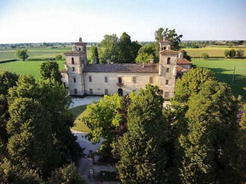 Albergue Ostello Castello Mina Della Scala