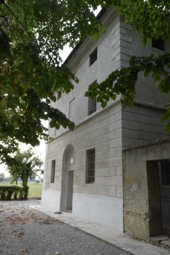 Albergue Ostello Castello Mina Della Scala