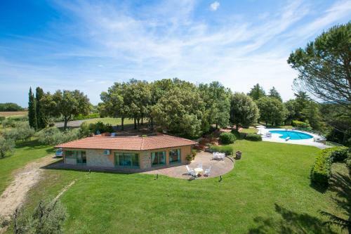 Campiglia Marittima Villa Sleeps 6 Pool Air Con