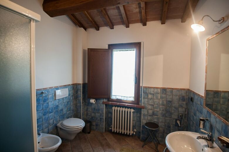 La Fonte Di Montebuono