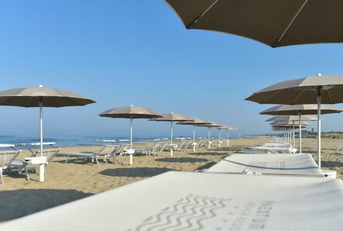 Hotel Paestum Inn Beach Resort