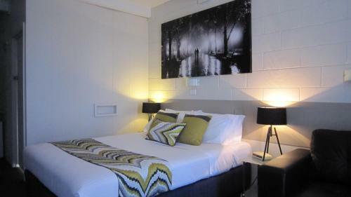 Castle Creek Motel