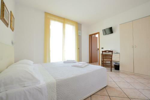 Hotel Albergo Navene