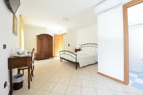 Hotel Albergo Navene