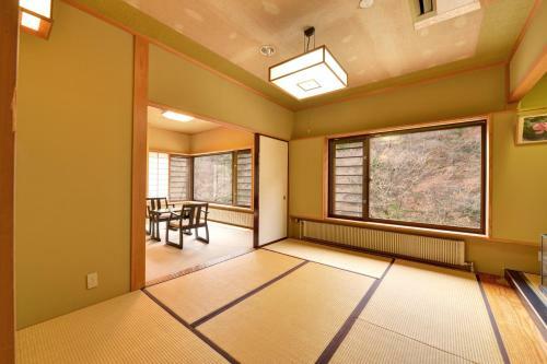 Hamaya Ryokan