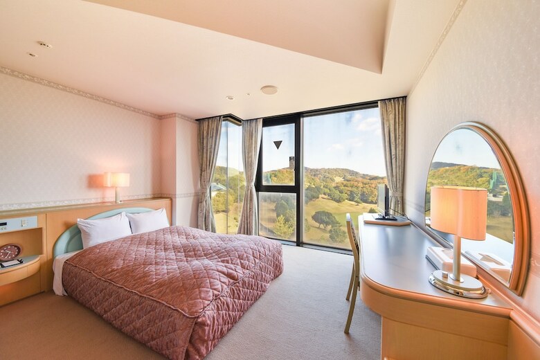Hotel Spring Golf & Art Resort Awaji
