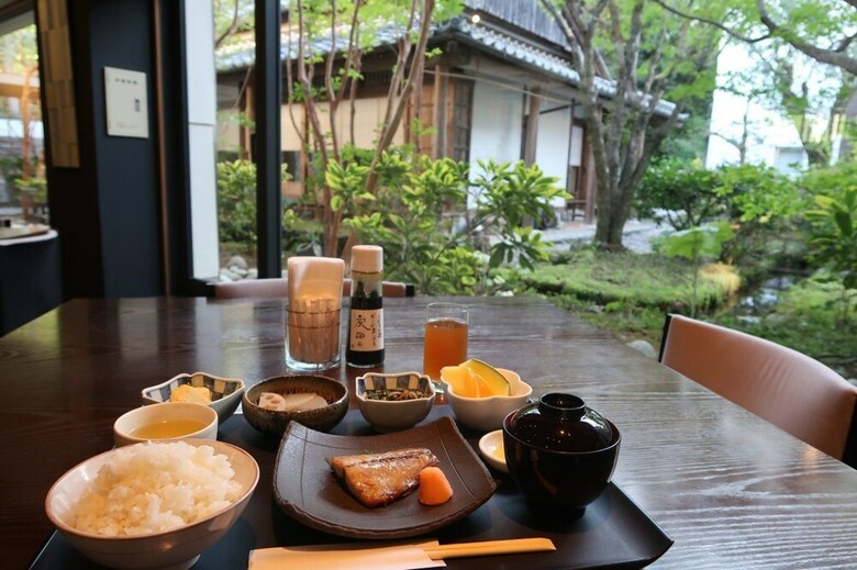 Hotel Qraud Tosawashi Kougeimura