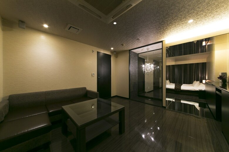 Hotel Lotus Toyonaka (adult Only)
