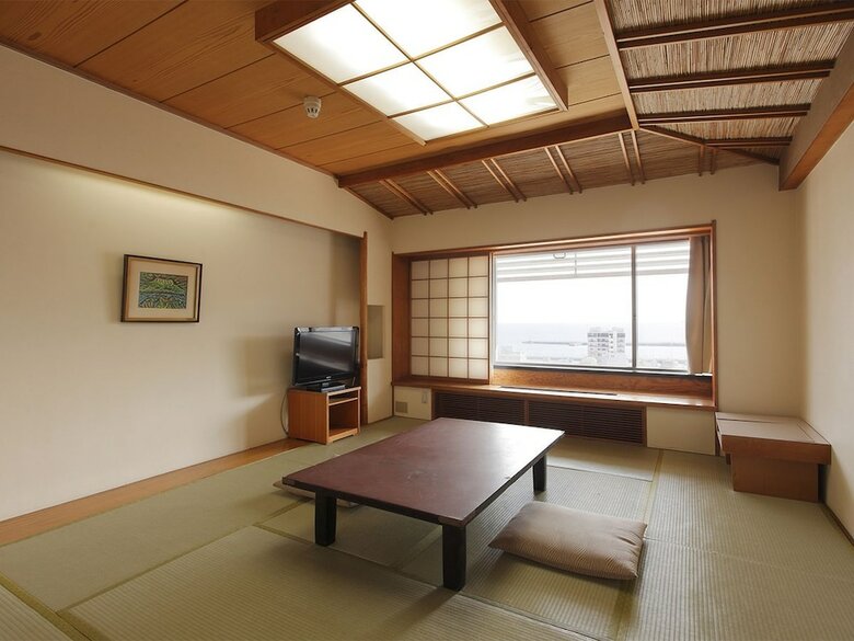 Atami New Fujiya Hotel