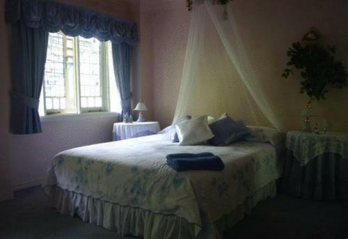 Riviera Bed & Breakfast