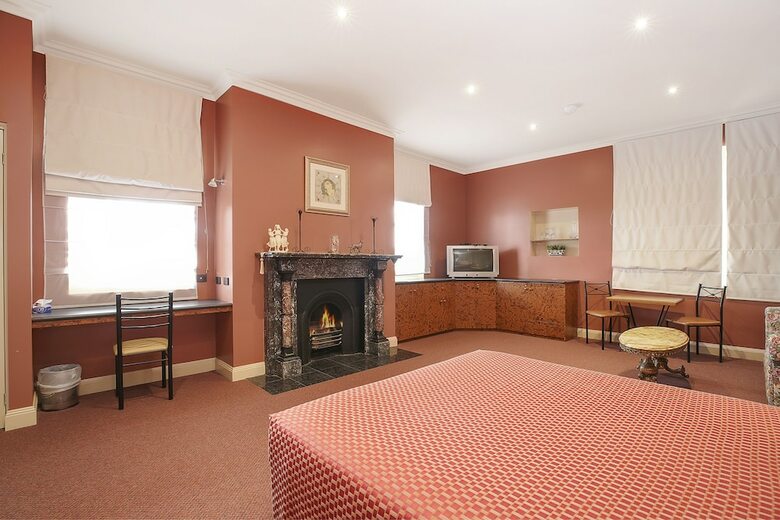 Grand Central Accommodation B&B Cobden
