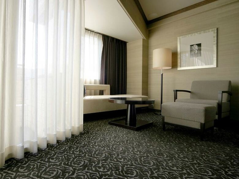 Atami Season Hotel