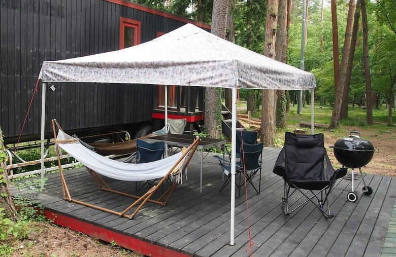 Lodge Qooneltas Container House In The Forest