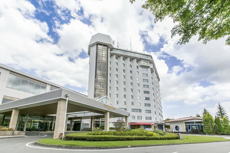Highland Resort Hotel & Spa