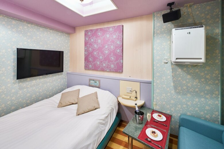 Hotel Aqua Blue Yokosuka (adult Only)