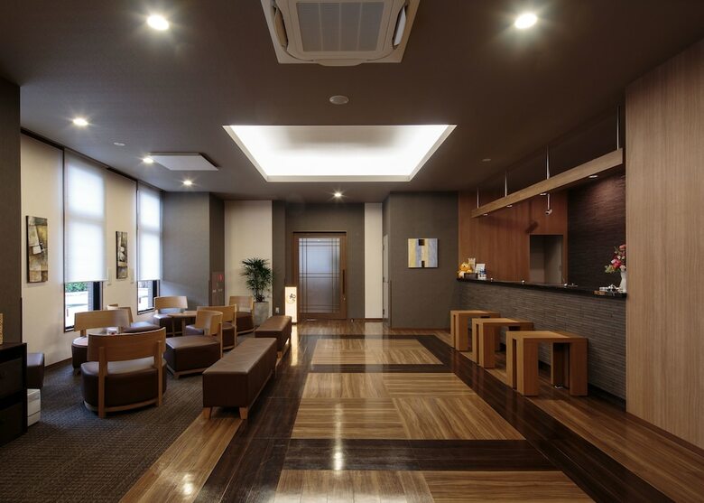 Hotel Route-inn Takaoka Ekimae